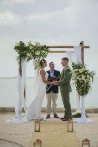 Read more about the article A Beautiful Elopement at Kona Kai Resort: Sean & Denisha’s Tropical Love Story